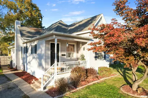 203 E Saint Louis St, West Frankfort, IL 62896