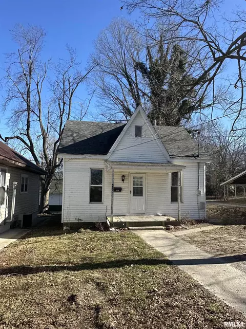 408 N Main St, Anna, IL 62906