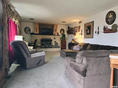 30772 E County Road 2400 N Rd, Manito, IL 61546 photo 3