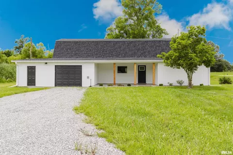 5157 Herrin Rd, Carterville, IL 62918