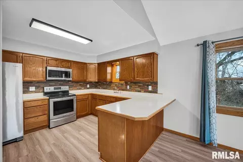 9320 W Lake Camelot Dr, Mapleton, IL 61547 photo 12