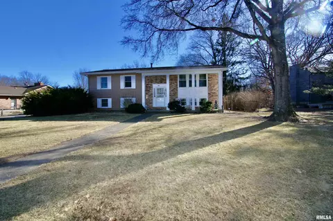 11422 W Grange Hall Rd, Brimfield, IL 61517