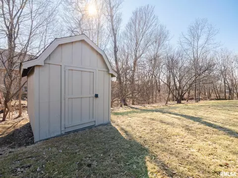 Exterior - 9522 W Excalibur Ct, Mapleton, IL 61547 photo 6 of 7
