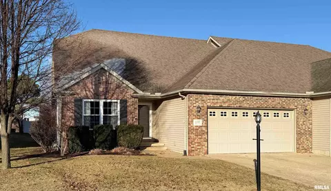 11517 N Brooklyn Pl, Dunlap, IL 61525