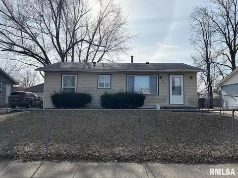 3812 W Carmel Ave, Peoria, IL 61615