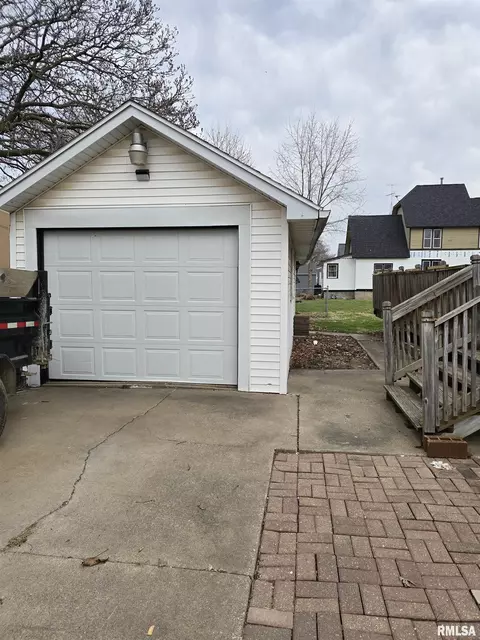 Other - 605 E Chestnut St, Canton, IL 61520 photo 8 of 8