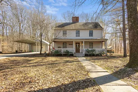 265 Moss Ln, Anna, IL 62906