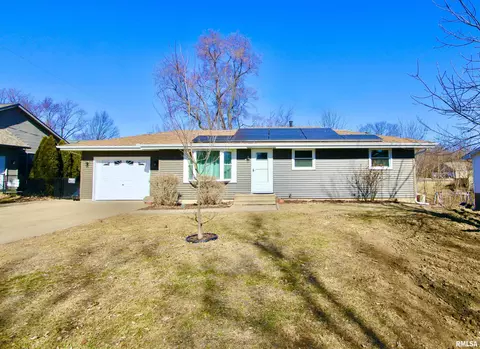 5227 W Airways Rd, Peoria, IL 61607