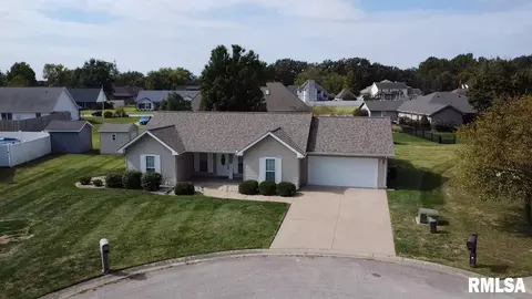 108 Chase Ln, Marion, IL 62959