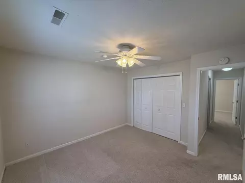 Bedroom - 108 Chase Ln, Marion, IL 62959 photo 3 of 4