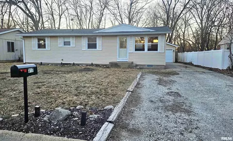 317 Maria St, East Peoria, IL 61611
