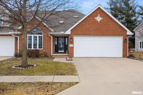 1801 Robin Ave, Morton, IL 61550