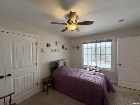 Bedroom - 652 Bittersweet Ave, Germantown Hills, IL 61548 photo 2 of 3