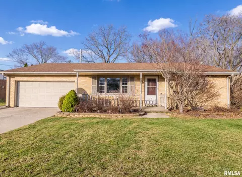 1417 W Brentwood Dr, Dunlap, IL 61525
