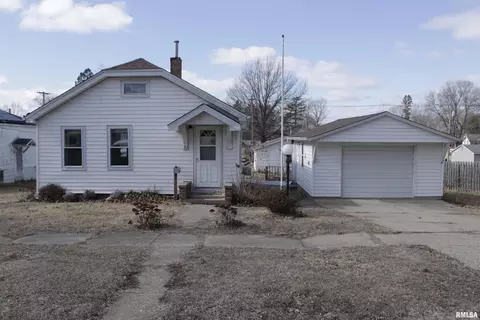 313 S Fulton St, Lacon, IL 61540