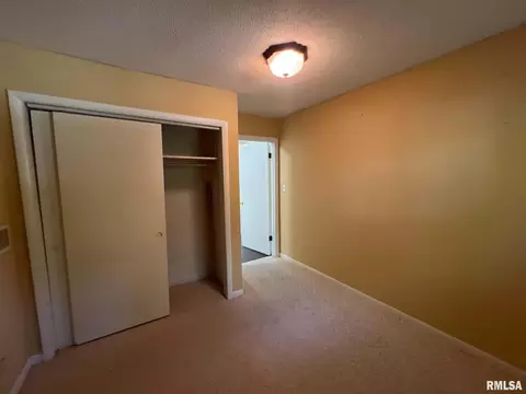 Bedroom - 292 Jana Rd, Macomb, IL 61455 photo 10 of 10