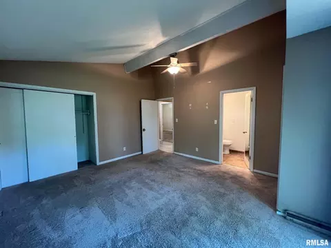 Bedroom - 292 Jana Rd, Macomb, IL 61455 photo 2 of 10
