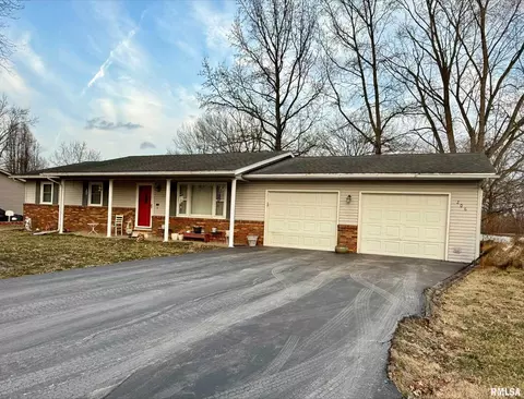 206 Woodriver Dr, De Soto, IL 62924