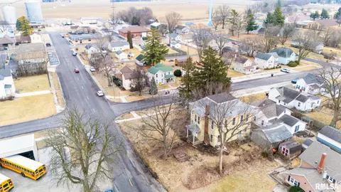 View/Area - 113 N 3rd St, Dunlap, IL 61525 photo 7 of 12