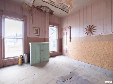 Bedroom - 113 N 3rd St, Dunlap, IL 61525 photo 13 of 22