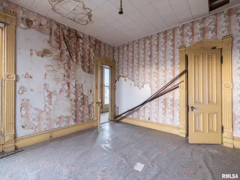 Bedroom - 113 N 3rd St, Dunlap, IL 61525 photo 1 of 22