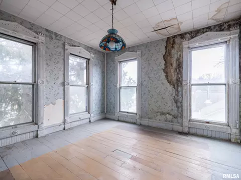 Bedroom - 113 N 3rd St, Dunlap, IL 61525 photo 9 of 22