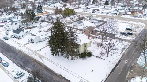 View/Area - 113 N 3rd St, Dunlap, IL 61525 photo 3 of 12