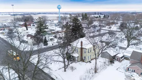 View/Area - 113 N 3rd St, Dunlap, IL 61525 photo 6 of 12