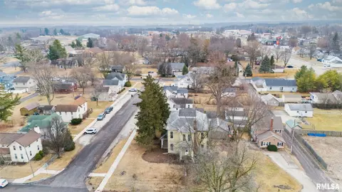 View/Area - 113 N 3rd St, Dunlap, IL 61525 photo 9 of 12