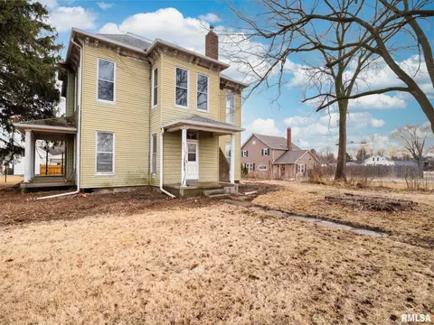 Other - 113 N 3rd St, Dunlap, IL 61525 photo 5 of 12