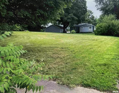 512 2nd St, Lacon, IL 61540 photo 2