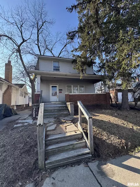 714 E Kansas St, Peoria, IL 61614
