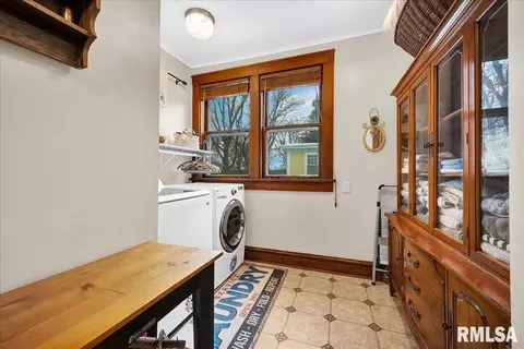 Other - 1007 E Jefferson St, Bloomington, IL 61701 photo 9 of 19