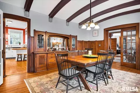 Dining - 1007 E Jefferson St, Bloomington, IL 61701 photo 3 of 3