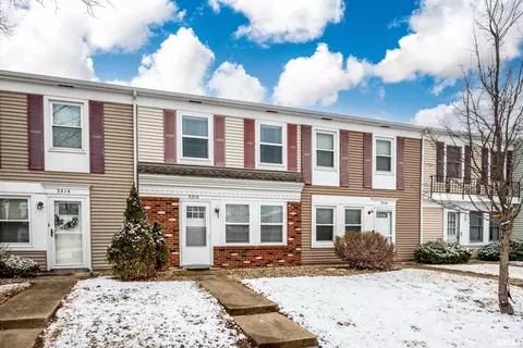 3512 N Sandia Dr, Peoria, IL 61604