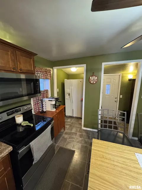 Other - 17250 E Il Hwy 9, Canton, IL 61520 photo 9 of 11