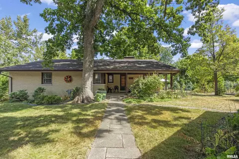 9310 N Frye Rd, Peoria, IL 61615