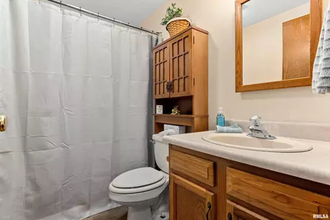 Bath - 1227 E Locust St, Canton, IL 61520 photo 2 of 2