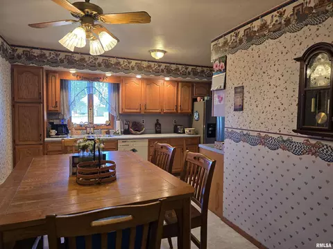 Kitchen - 1410 E Locust St, Canton, IL 61520 photo 2 of 5