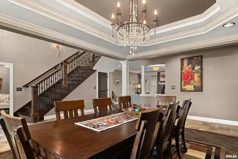 Dining - 1017 S Copperpoint Dr, Dunlap, IL 61525 photo 3 of 9