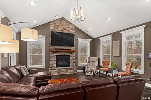 Living - 1017 S Copperpoint Dr, Dunlap, IL 61525 photo 6 of 10