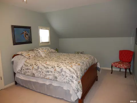 Bedroom - 1418 Joseph St, Macomb, IL 61455 photo 3 of 4