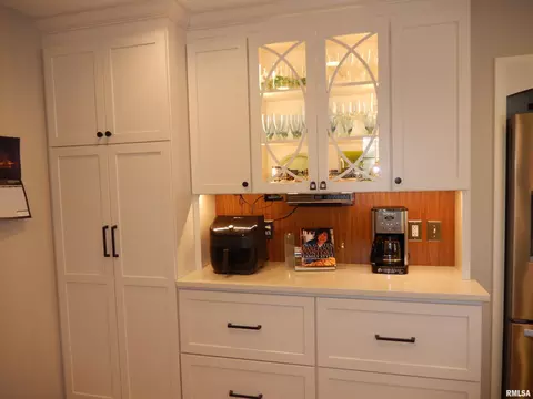 Kitchen - 1418 Joseph St, Macomb, IL 61455 photo 5 of 9