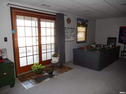 Entry Way - 1418 Joseph St, Macomb, IL 61455 photo 3 of 3