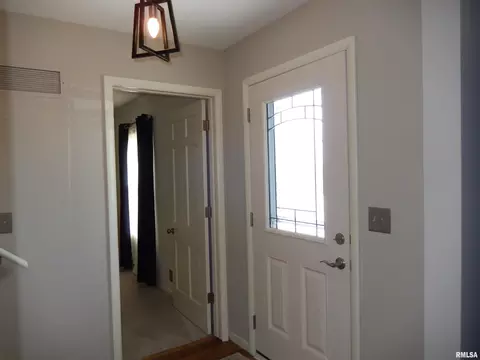 Entry Way - 1418 Joseph St, Macomb, IL 61455 photo 1 of 3