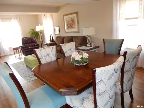 Dining - 1418 Joseph St, Macomb, IL 61455 photo 2 of 4