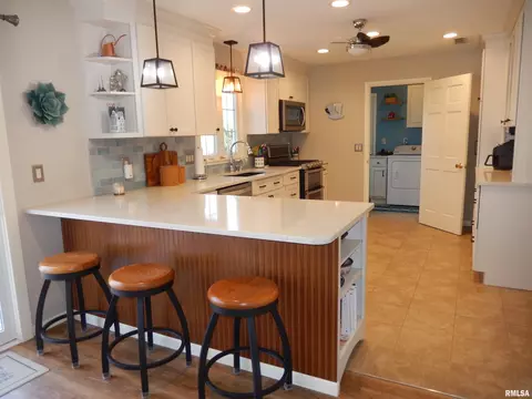 Kitchen - 1418 Joseph St, Macomb, IL 61455 photo 2 of 9