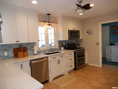 Kitchen - 1418 Joseph St, Macomb, IL 61455 photo 9 of 9