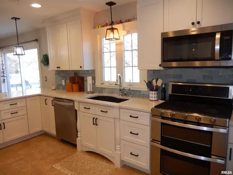 Kitchen - 1418 Joseph St, Macomb, IL 61455 photo 7 of 9