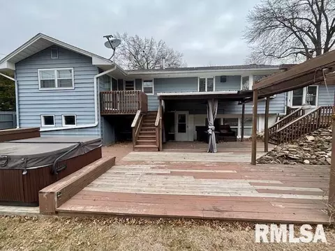 Exterior - 103 Penny Ln, Macomb, IL 61455 photo 1 of 2